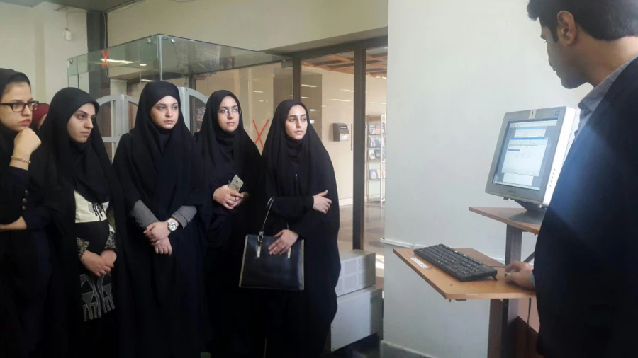 بازدید دانشجویان دبیری ریاضی پردیس از دانشگاه مازندران 3