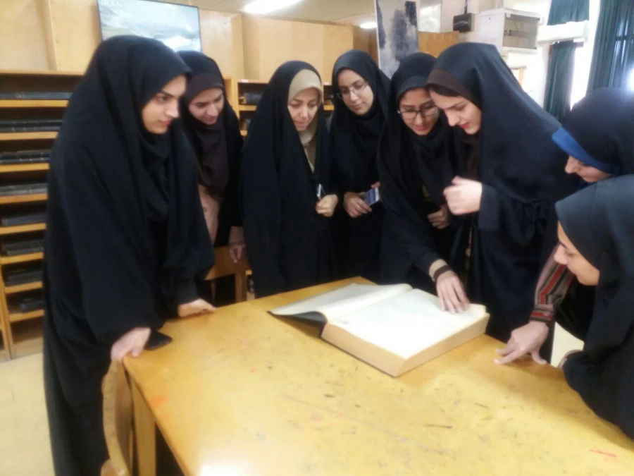 بازدید دانشجویان دبیری ریاضی پردیس از دانشگاه مازندران 5