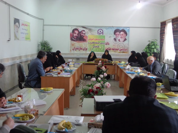 جلسه هم اندیشی اساتید پردیس
 2