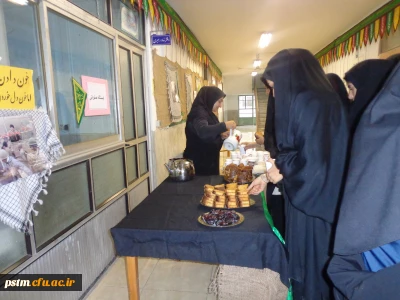 برپایی نمایشگاه عکس با مضمون استکبارستیزی به مناسبت هفته ی بسیج و برپایی ایستگاه صلواتی به علت همزمانی ایام با اربعین حسینی