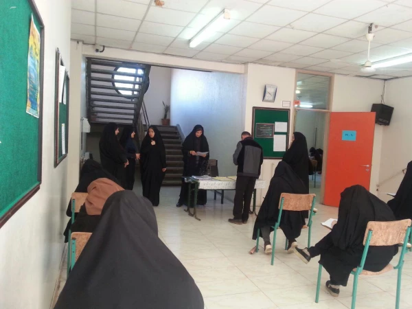 بازدید سرپرست و ماونت آموزشی پردیس از برگزاری امتحانات در مرکز قائمشهر 3