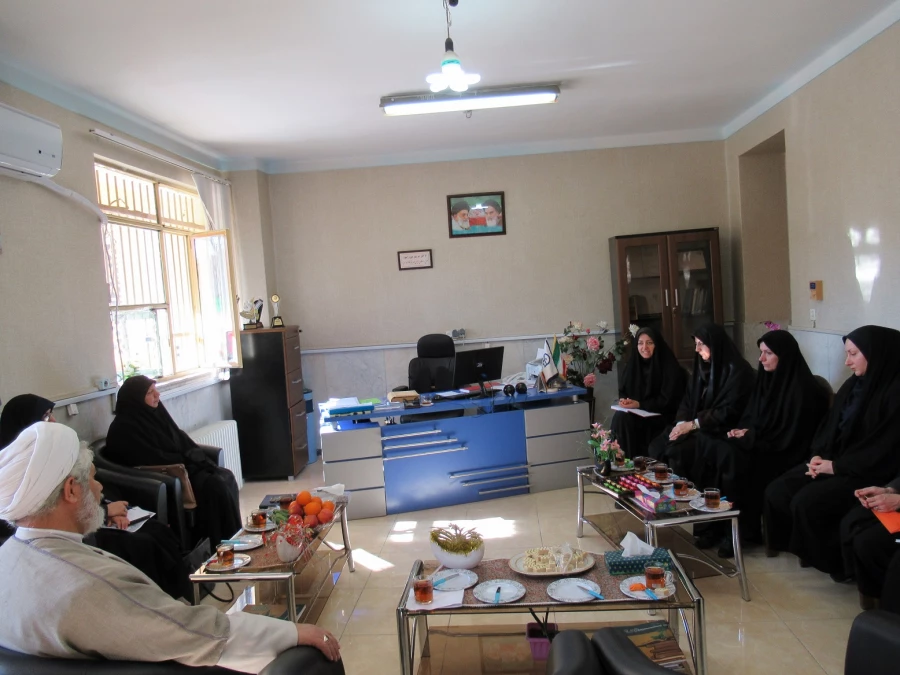 تشکیل اولین جلسه کمیته فرهنگی پردیس با حضور مسئولین پردیس و مراکز تابعه 3