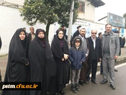 حضور کارکنان دانشگاه فرهنگیان در راهپیمایی 22 بهمن در شهر نوشهر 2