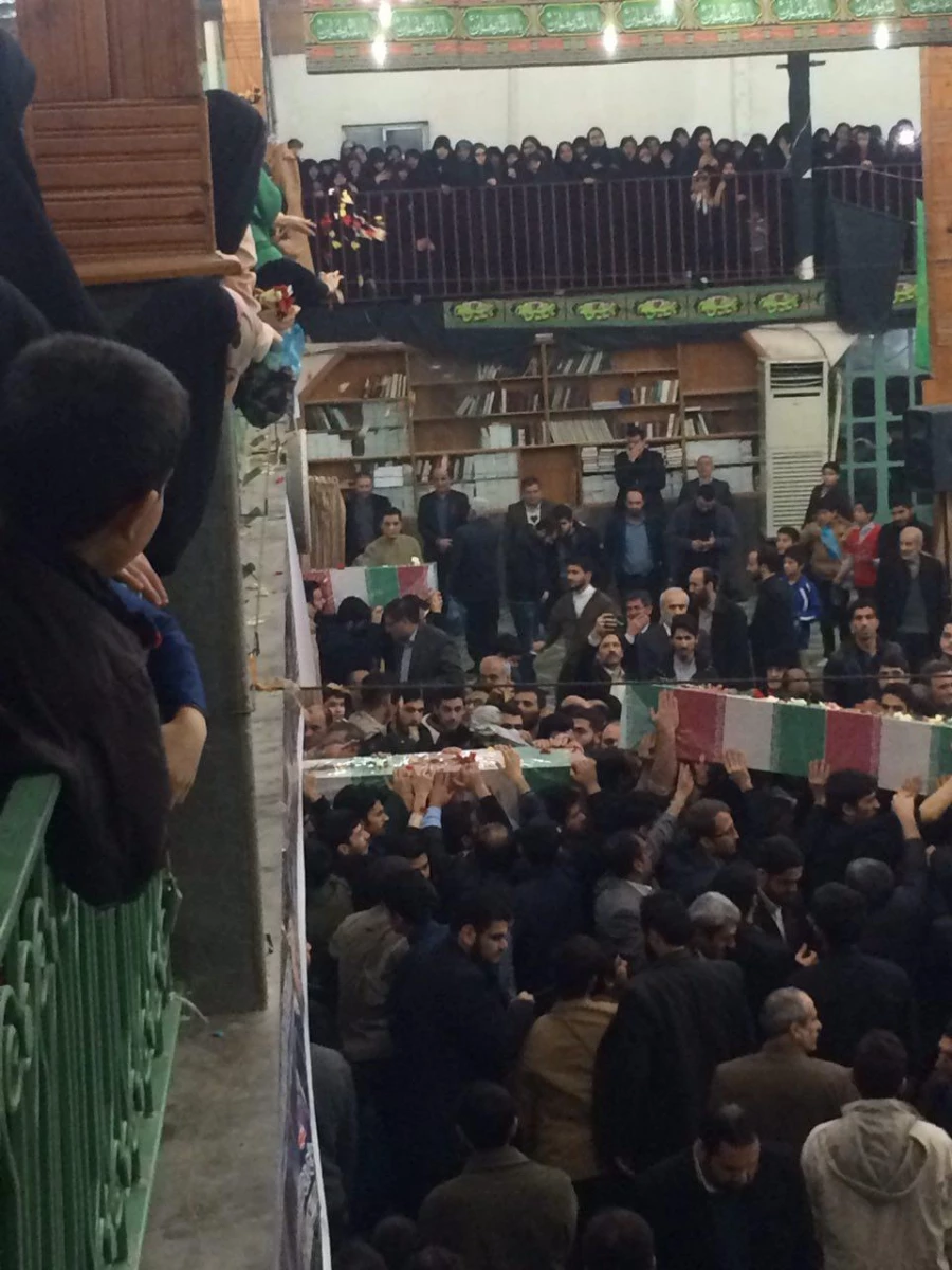 حضور کارکنان و دانشجویان پردیس در مراسم شب وداع 7 شهید گمنام در حسینیه عاشقان کربلای ساری 4