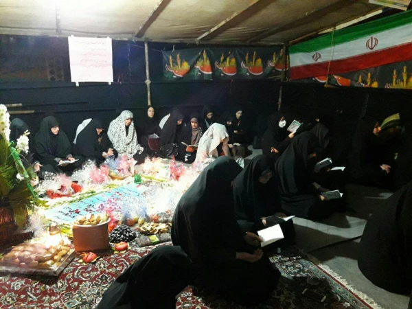 مراسم شب تدفین شهید گمنام در کنار مزار آن شهید 2