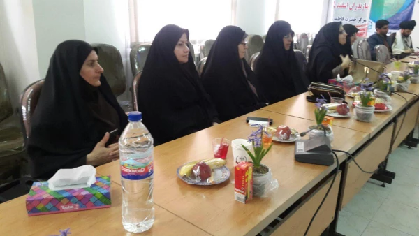 تجلیل از همکاران خانم شاغل در دانشگاه فرهنگیان مازندران 7