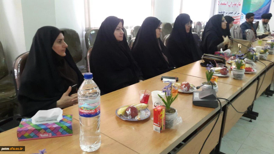 تجلیل از همکاران خانم شاغل در دانشگاه فرهنگیان مازندران 7