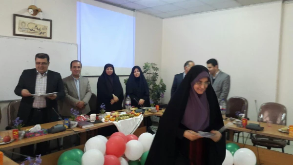 تجلیل از همکاران خانم شاغل در دانشگاه فرهنگیان مازندران 8