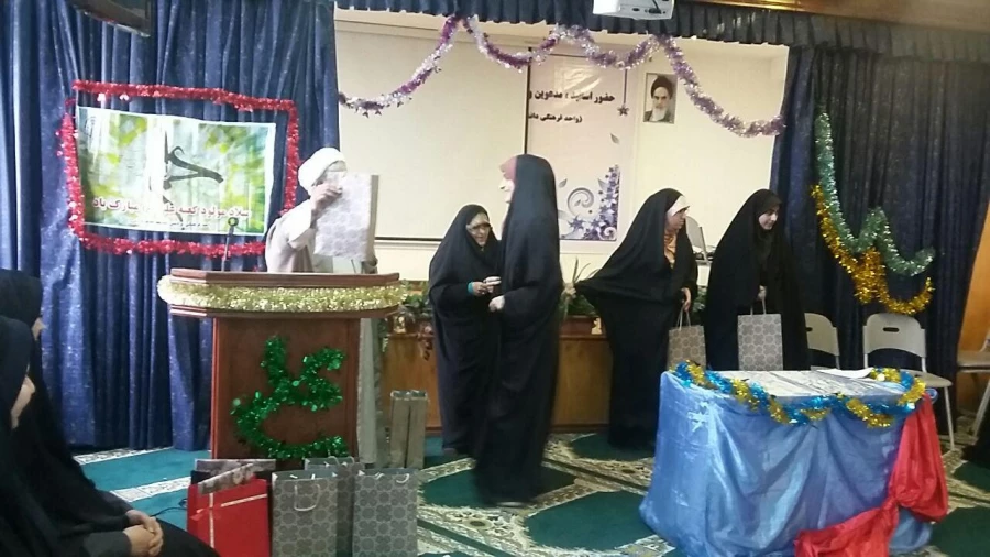 آماده شدن دانشجویان پردیس جهت شرکت در مراسم معنوی اعتکاف 3