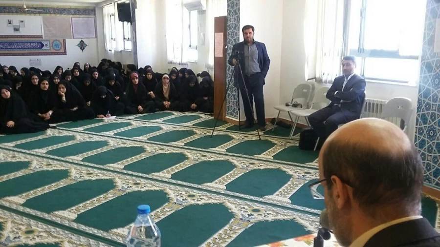 نشست دانشجویی با حضور اعضای هسته گزینش اداره کل آموزش و پرورش استان مازندران 6