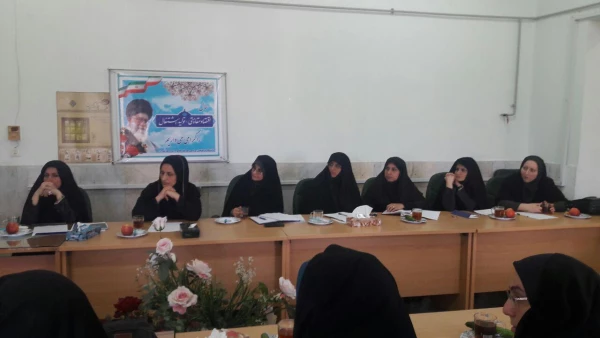 برگزاری دومین جلسه شورای پردیس  2