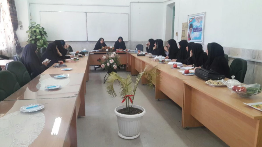 برگزاری دومین جلسه شورای پردیس  3