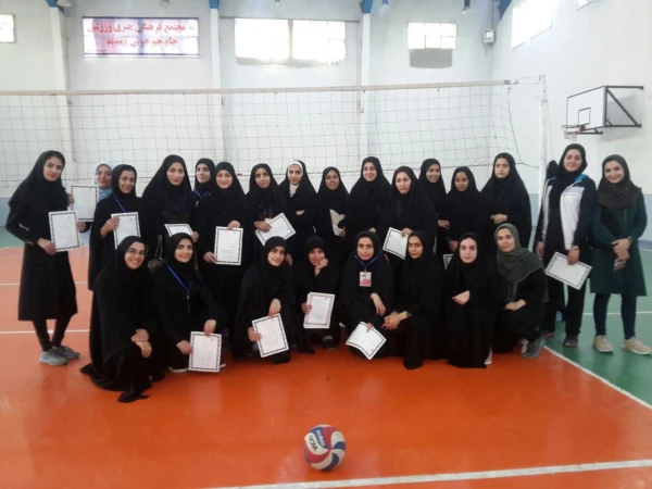 برگزاری مسابقه  دوستانه در دو رشته ورزشی والیبال و فوتسال به میزبانی پردیس صدیقه طاهره ساری و با حضور منتخبین ورزشی مرکز آمل و قائم شهر   4