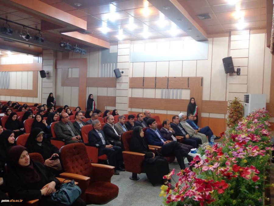 برگزاری مراسم بزرگداشت مقام معلم و استاد در پردیس  2