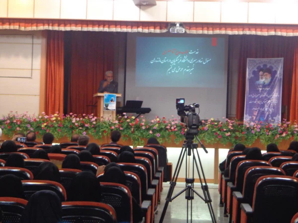 برگزاری مراسم بزرگداشت مقام معلم و استاد در پردیس  7