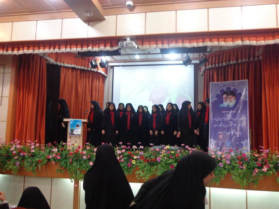 برگزاری مراسم بزرگداشت مقام معلم و استاد در پردیس  9