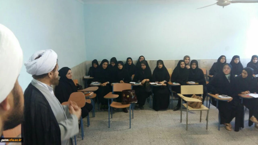 بازدید حجت الاسلام والمسلمین آقای دکتر ابراهیمی رییس ستاد اقامه نماز استان از روند برگزاری دوره نماز در پردیس 2