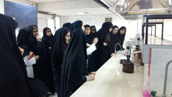 بازدید دانشجویان رشته شیمی از شرکت سیمان مازندران 2