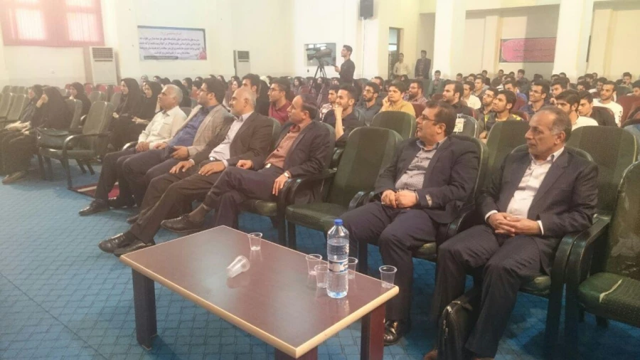 حضور دانشجویان پردیس در همایش "حماسه حضور " 3