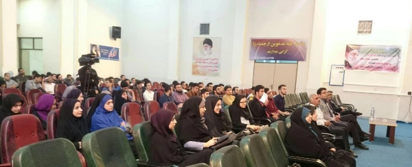 حضور دانشجویان پردیس در همایش "حماسه حضور " 4