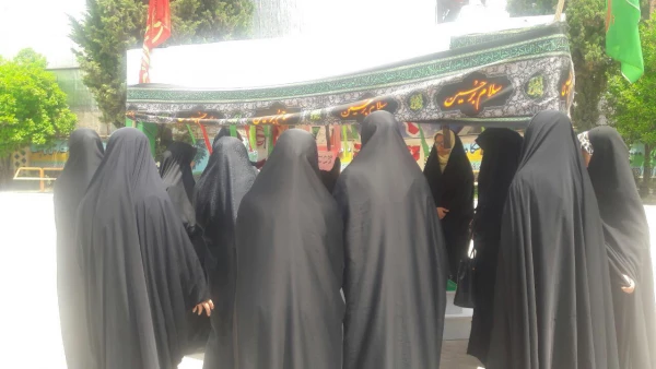 تجدید میثاق کارکنان و دانشجویان پردیس با شهید گمنام در سالروز آزادسازی خرمشهر 2