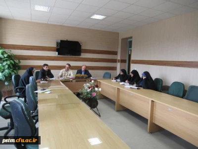 نشست کارکنان پردیس با مسئول محترم نظارت و ارزیابی مدیریت امور پردیس های استان