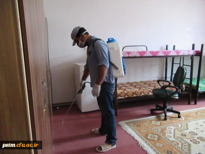 انجام اقداماتی همچون نظافت، سمپاشی و ... در سرای دانشجویی جهت استقبال از دانشجویان در ترم جدید به قلم دوربین