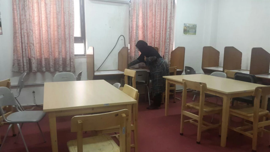 انجام اقداماتی همچون نظافت، سمپاشی و ... در سرای دانشجویی جهت استقبال از دانشجویان در ترم جدید به قلم دوربین 5