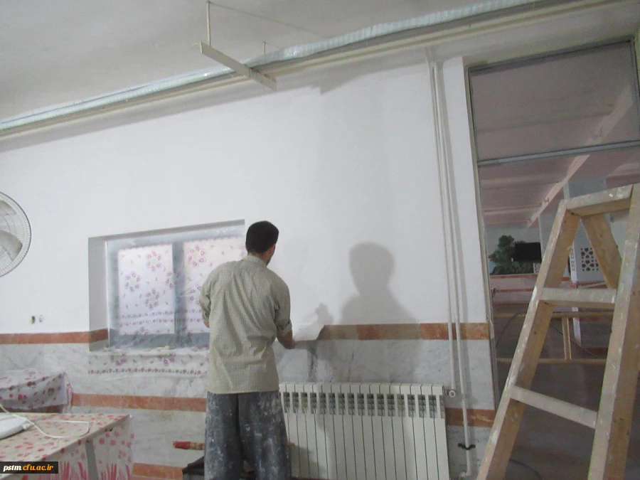 عزم جدی مسئولان جهت آماده سازی کلاس ها، امکانات رفاهی، فضای سبز و ... دانشگاه برای استقبال از دانشجویان در سال تحصیلی جدید
 3