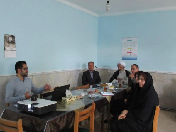 برگزاری جلسه توجیهی طرح یادمان شهید گمنام پردیس 4