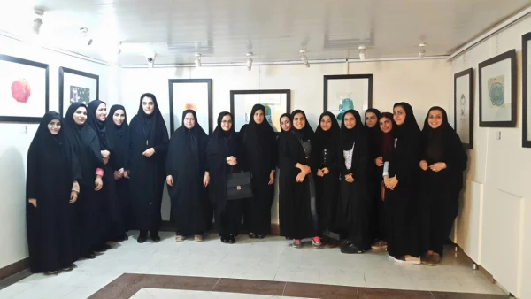 بازدید دانشجویان از نمایشگاه مهر و ماه حوزه هنری استان به مناسبت گرامیداشت هفته دفاع مقدس در اولین ساعت فرهنگی سال تحصیلی جدید 7