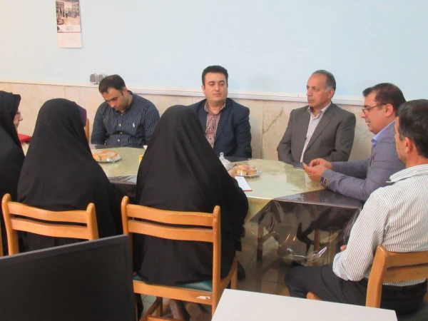 جلسه ساماندهی نیروهای انسانی در سال جدید با حضور مسئولین مدیریت استانی و پردیس 4