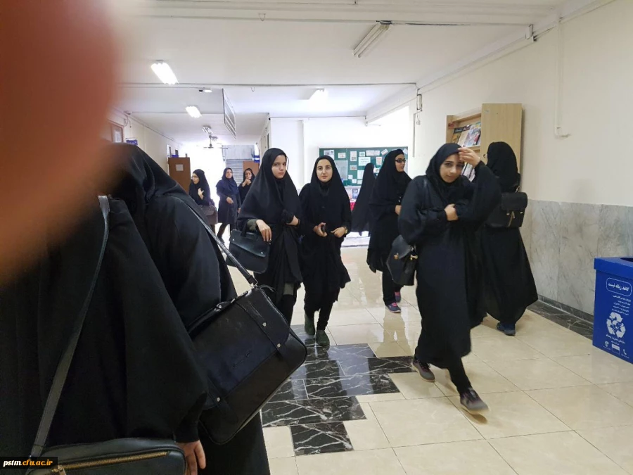 مقدم دانشجویان نو ورود را به کلاس های درس گرامی می داریم 2