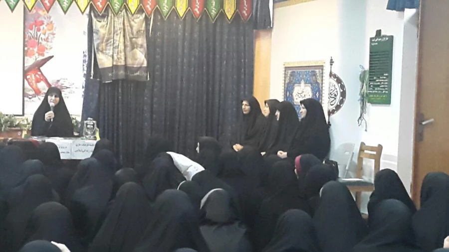 برگزاری جلسه فرهنگ سازی سبک زندگی اسلامی در پرتو فرمایشات مقام معظم رهبری  5