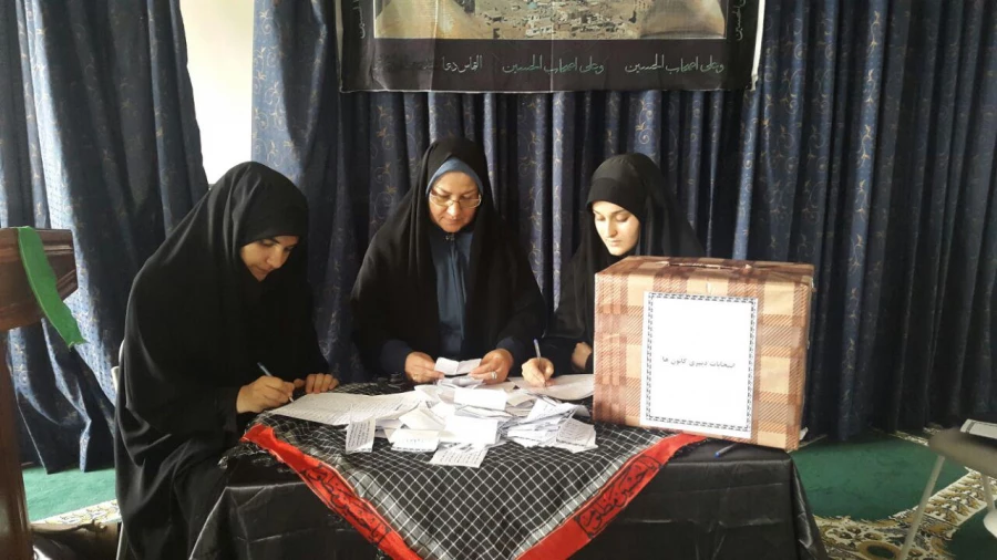 برگزاری انتخابات دبیران کانون های فرهنگی-اجتماعی 2
