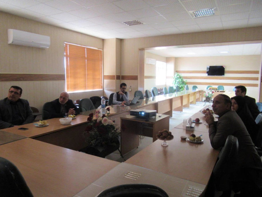 برگزاری دومین جلسه ارائه طرح یادمان شهید گمنام پردیس 4