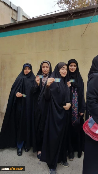 حضور سه دانشجوی پردیس و مراکز تابعه در مراسم سخنرانی مقام معظم رهبری در آستانه ی روز ملّی مبارزه با استکبار جهانی