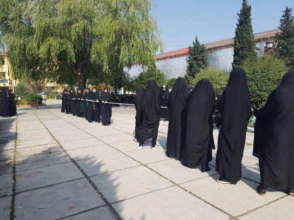 برگزاری مسابقه طناب کشی دانشجویان در جهت ایجاد روحیه نشاط و شادابی 3