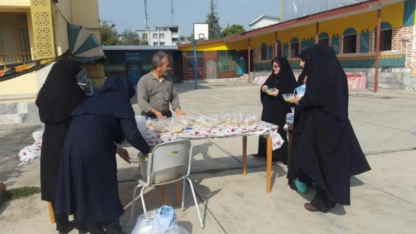 به مناسبت روز مازندران: پخت و توزیع آش محلی در بین اساتید، کارکنان و دانشجویان 4