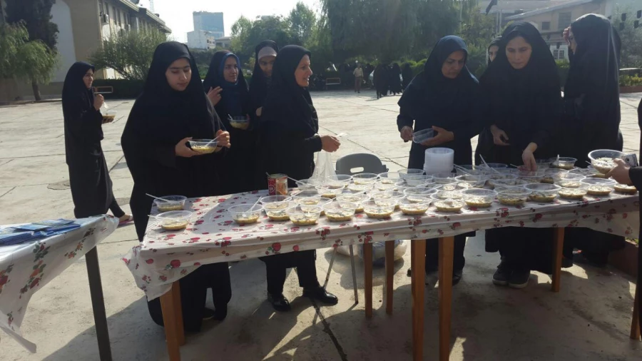 به مناسبت روز مازندران: پخت و توزیع آش محلی در بین اساتید، کارکنان و دانشجویان 3