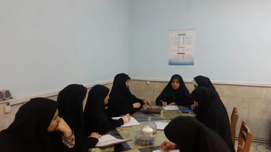 نشست صمیمی مسئولین پردیس با دبیران کانون های فرهنگی-اجتماعی پردیس 3