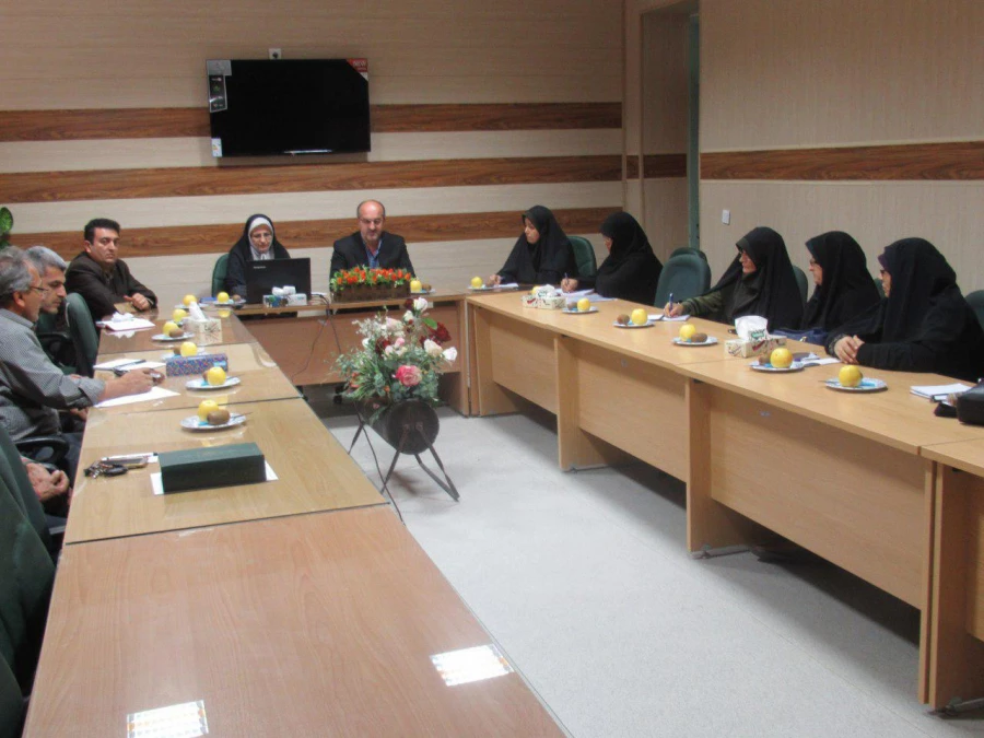 برگزاری دوره بالندگی نظام آراستگی در محیط کار ویژه کارکنان در پردیس 5