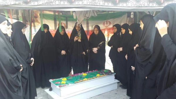 اجتماع دانشجومعلمان پردیس در کنار مزار شهید گمنام به مناسبت نابودی داعش  5