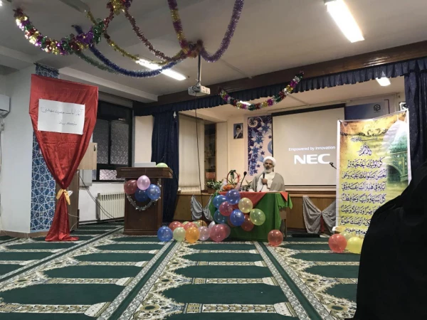 برگزاری جشن آغاز امامت امام زمان (عج) در پردیس صدیقه طاهره ساری با حضور مسئولین و دانشجویان 2