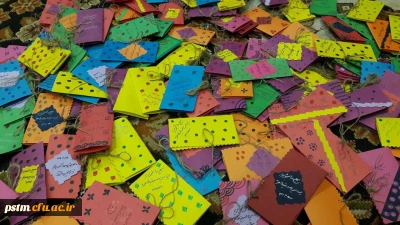 تهیه بسته های فرهنگی توسط بسیج پردیس و توزیع در بین دانشجویان به مناسبت گرامیداشت روز دانشجو