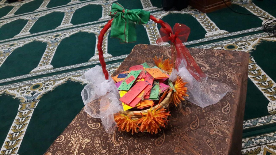 تهیه بسته های فرهنگی توسط بسیج پردیس و توزیع در بین دانشجویان به مناسبت گرامیداشت روز دانشجو 3