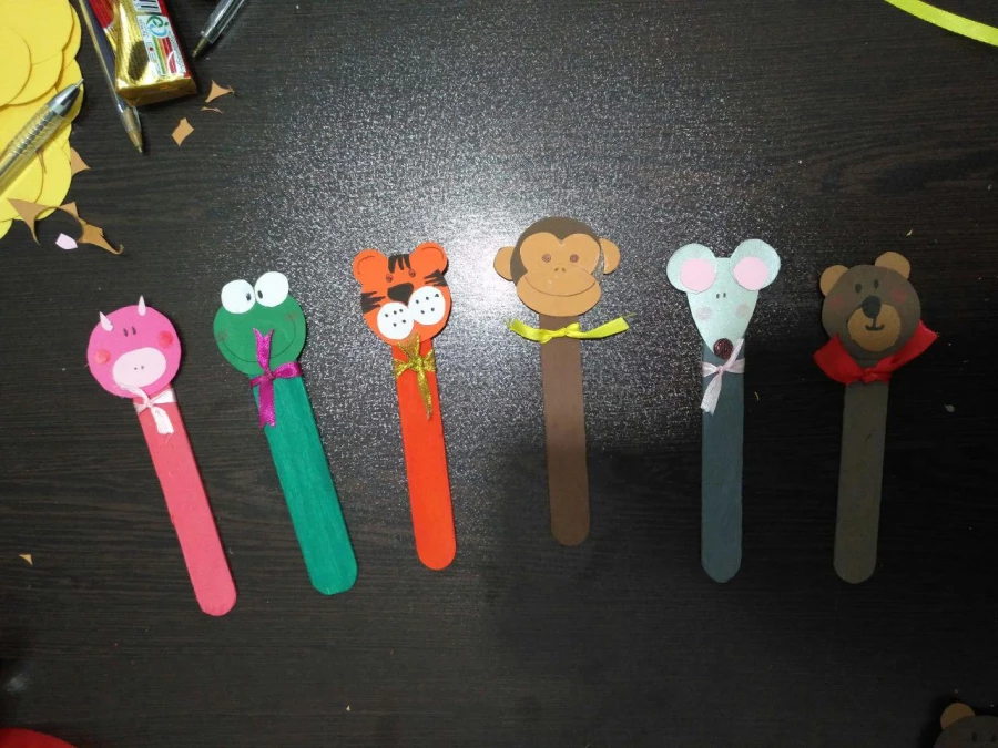 مشارکت تعدادی از دانشجویان پردیس در آموزش به کودکان بیمار 4