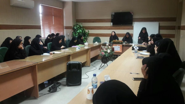 به مناسبت هفته پژوهش در پردیس برگزار شد: نشست تخصصی با عنوان پژوهش و فناوری، مدرسه و دانشگاه 3