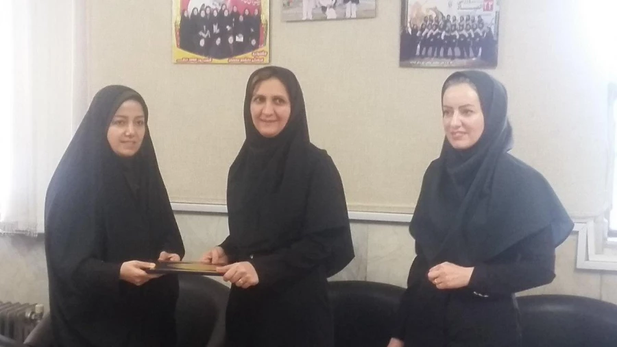 انعقاد تفاهم نامه پردیس صدیقه طاهره (س) با اداره کل انتقال خون استان مازندران و کارگاه آموزشی ترویج دانش سلامت خون توسط خانم دکتر ضامنی 2