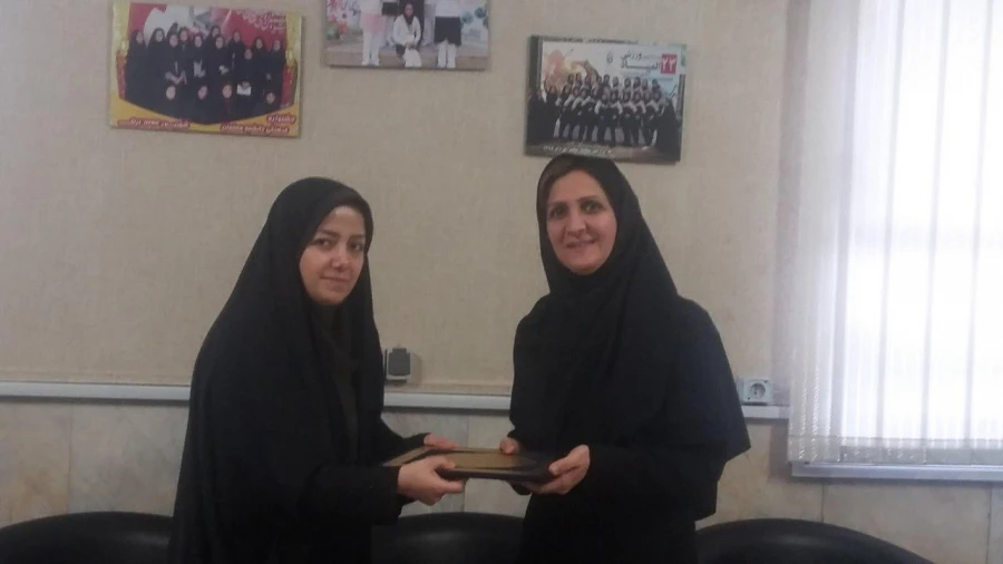 انعقاد تفاهم نامه پردیس صدیقه طاهره (س) با اداره کل انتقال خون استان مازندران و کارگاه آموزشی ترویج دانش سلامت خون توسط خانم دکتر ضامنی 2
